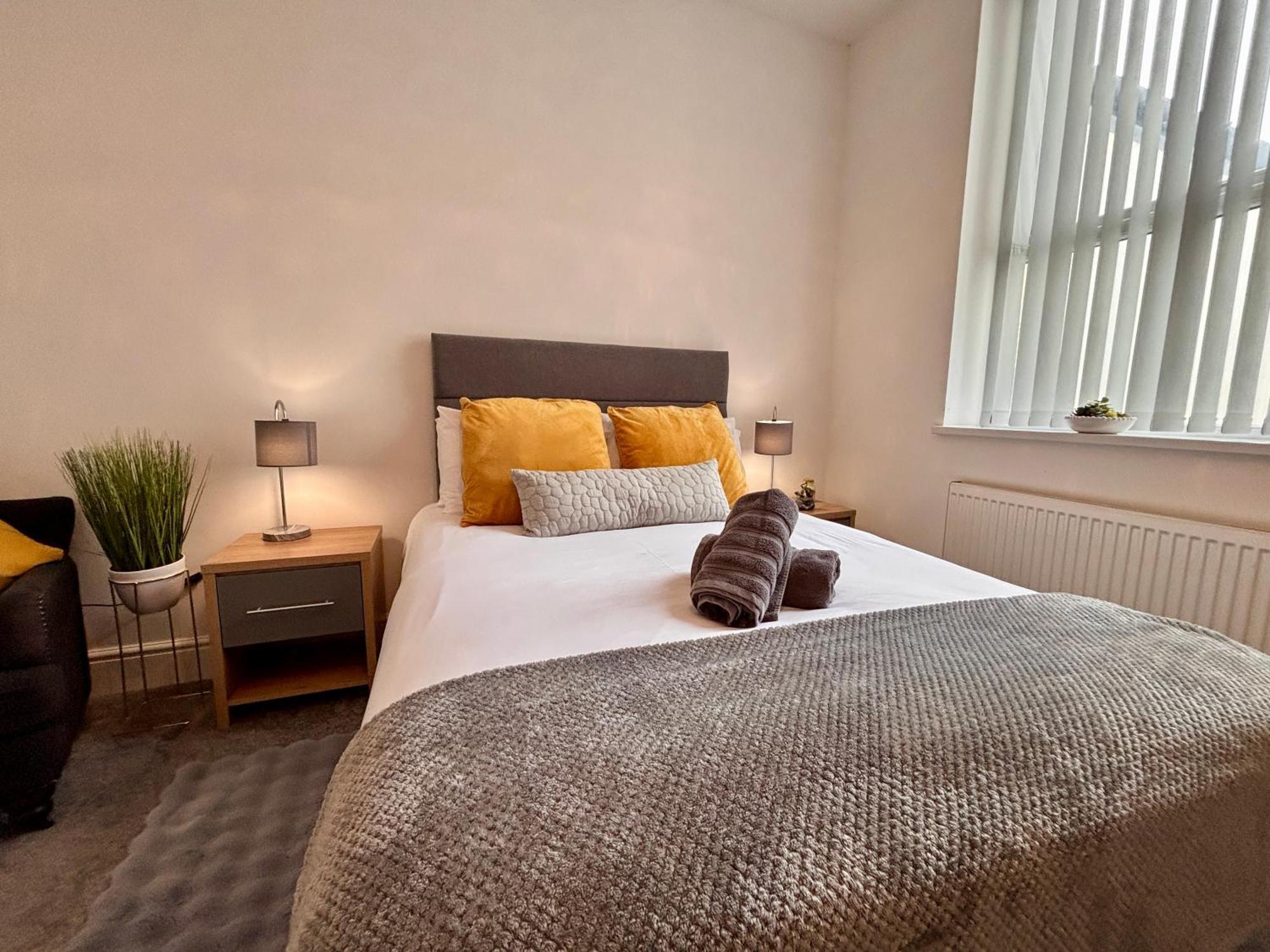 Franks 2 - Outdoor Balconies - Sleeps 8 Blackpool